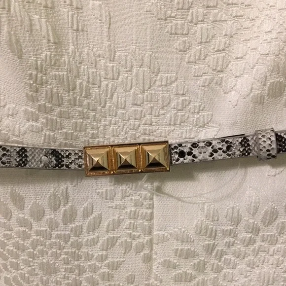 Jennifer Lopez J Lo White Ivory Textured Dress Reptile Belt L XL 14 - Picture 2 of 11